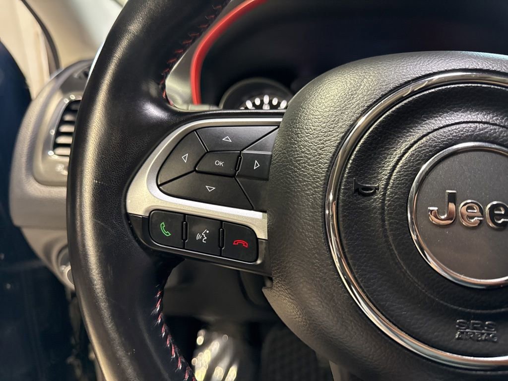 Used 2020 Jeep Compass Trailhawk AWD/4WD image 15