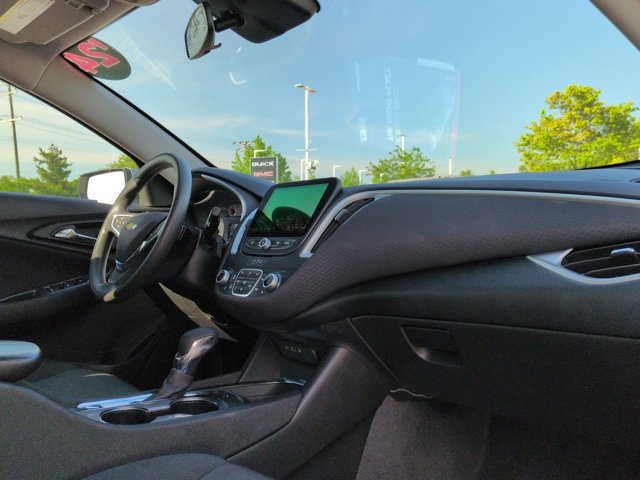 Used 2024 Chevrolet Malibu LT FWD image 21