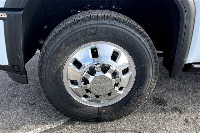 New 2026 GMC Sierra 3500 Denali Ultimate image 12