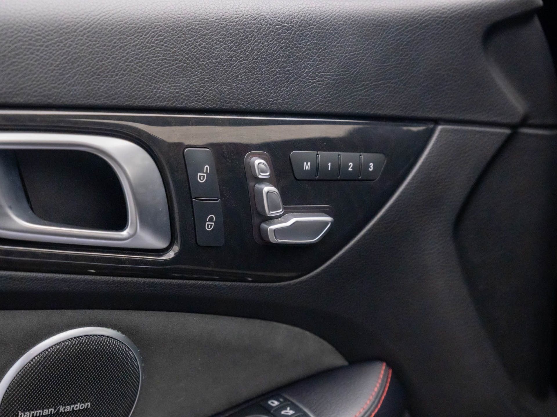 Used 2017 Mercedes-Benz SLC 43 AMG image 13