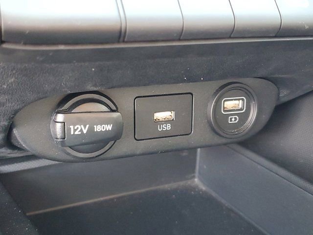 Certified 2022 Hyundai Elantra SEL w/ Winter Weather Package image 29