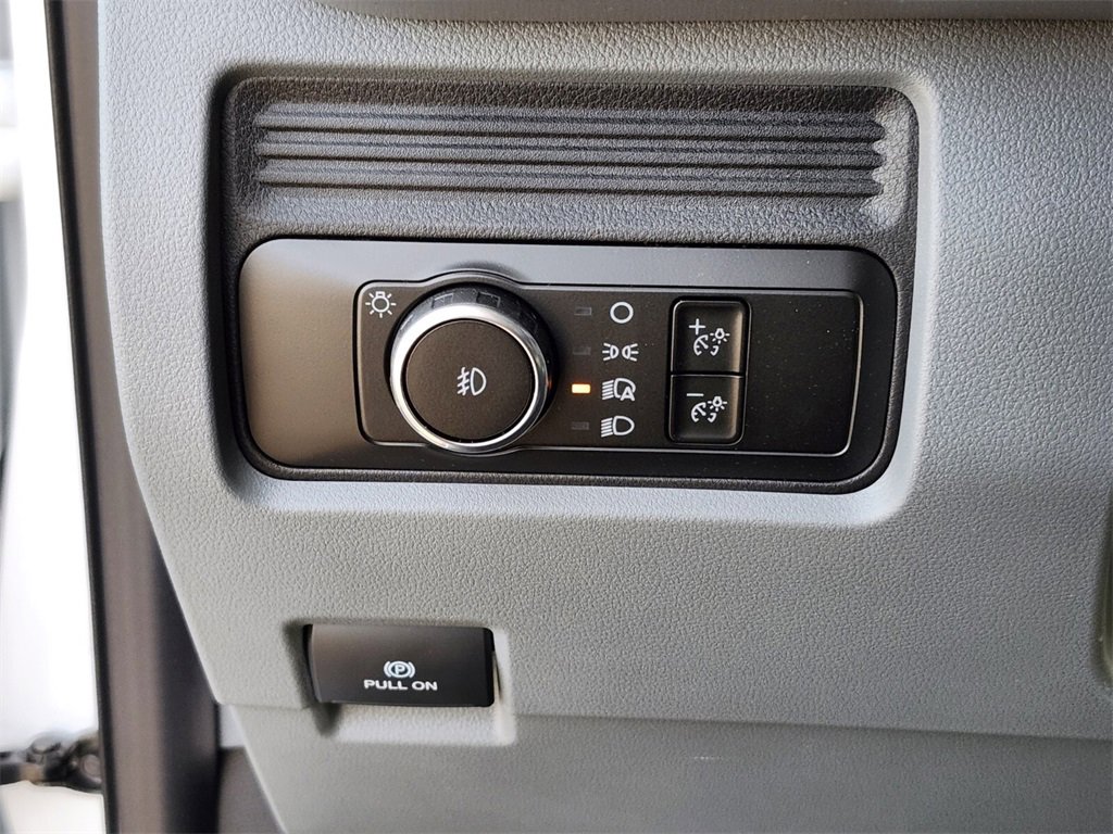 New 2025 Ford F350 XL w/ XL Chrome Package image 12