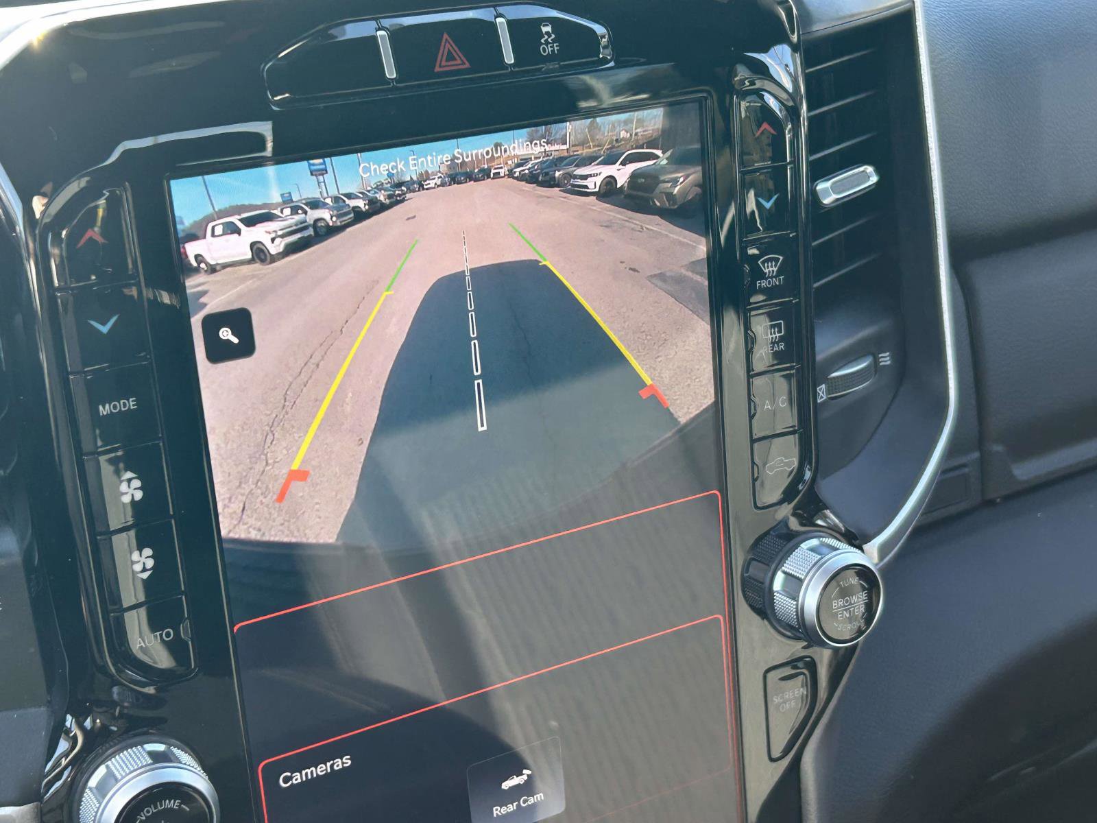 Used 2024 RAM 2500 Big Horn w/ Sport Appearance Package image 22