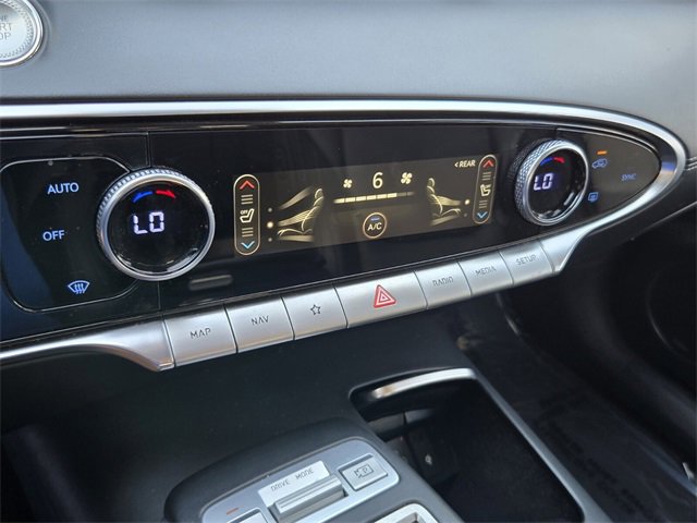 Certified 2022 Genesis GV70 2.5T w/ Select Package image 20