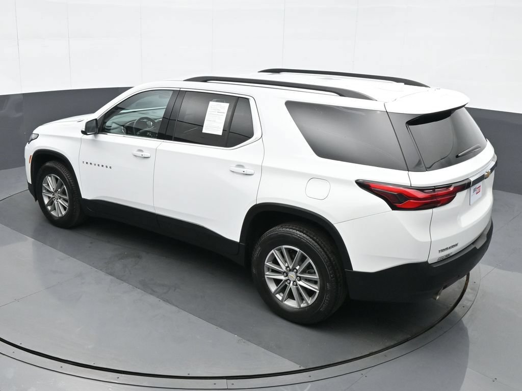 Used 2023 Chevrolet Traverse LT FWD image 19