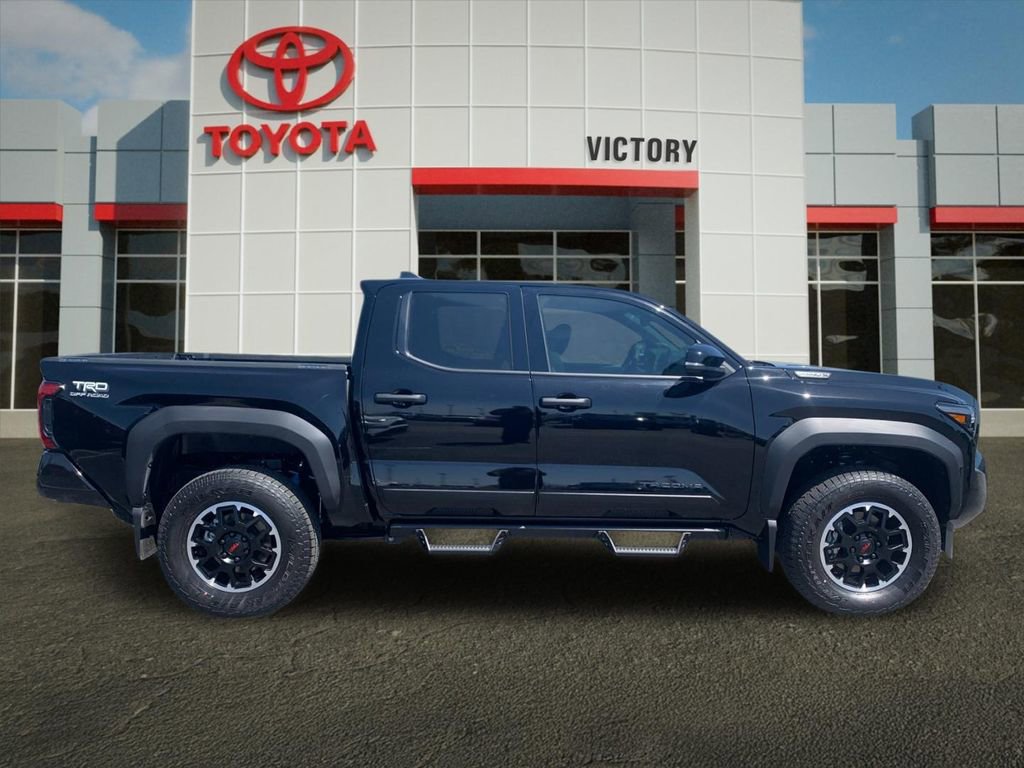 New 2026 Toyota Tacoma TRD Off-Road AWD/4WD image 2