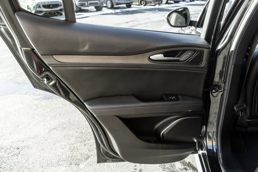 Used 2022 Alfa Romeo Stelvio Ti w/ Active Assist Plus Package image 30