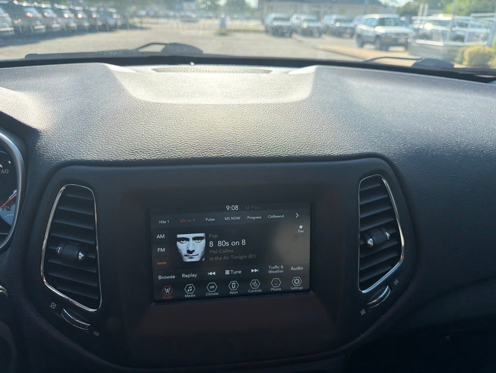 Used 2020 Jeep Compass Latitude FWD image 15