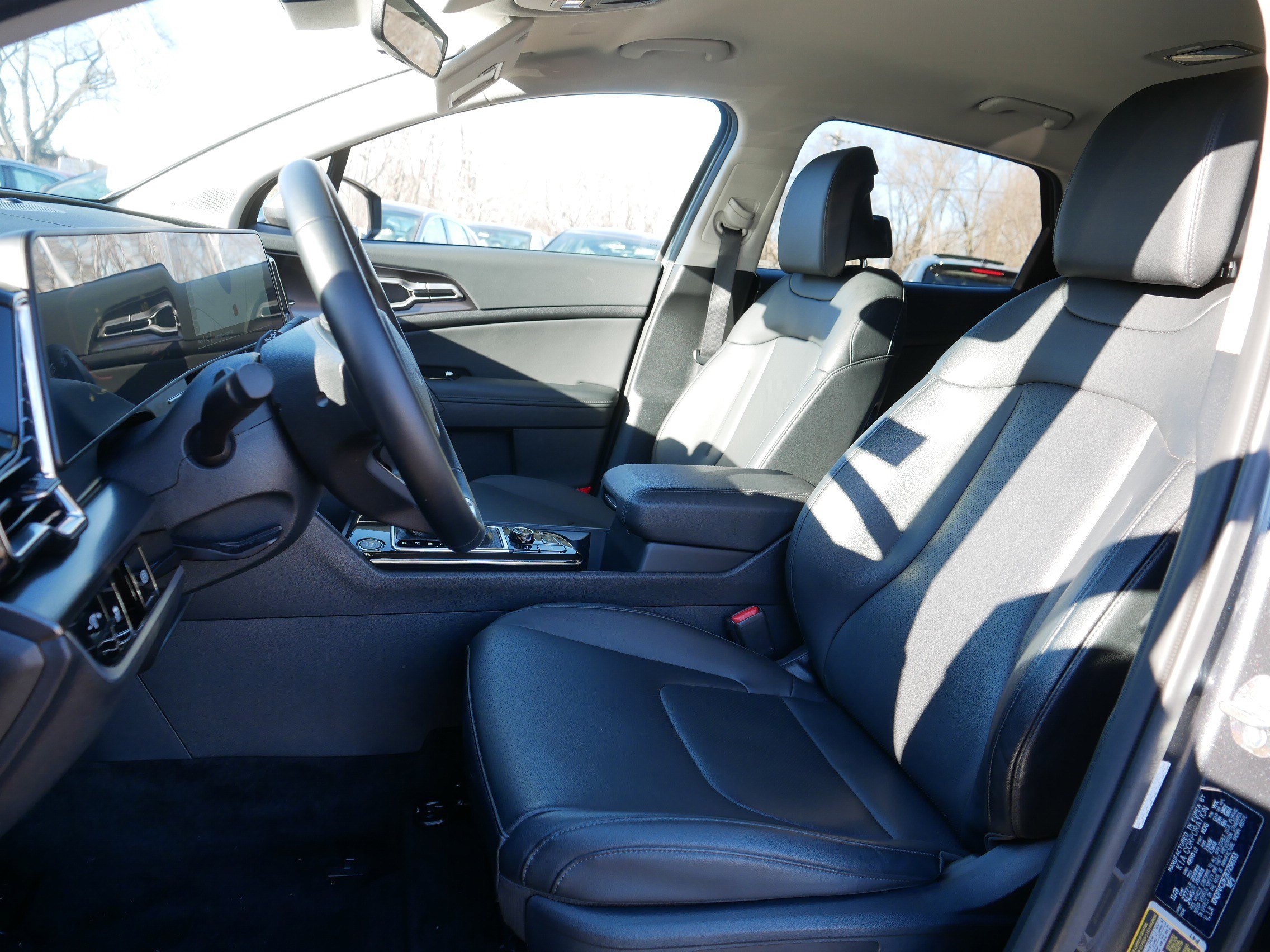 Certified 2024 Kia Sportage EX image 34