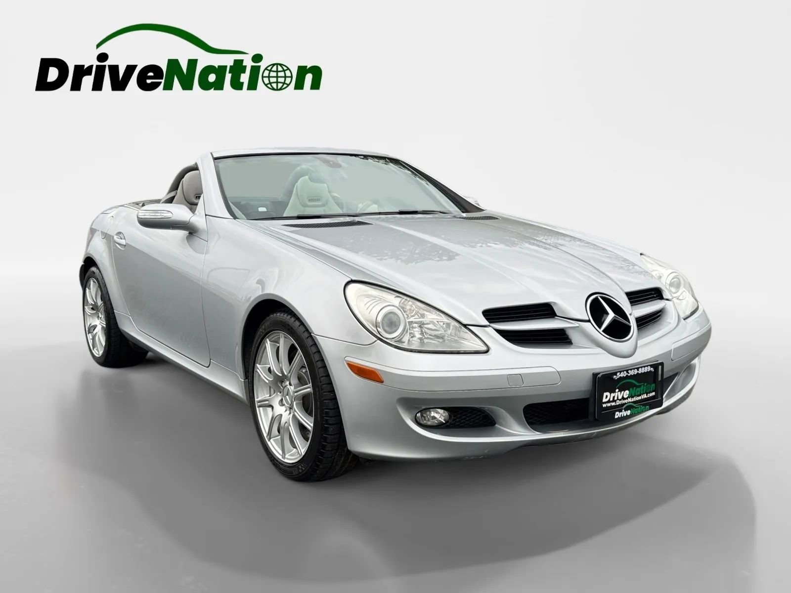 Used 2005 Mercedes-Benz SLK 350 image 4
