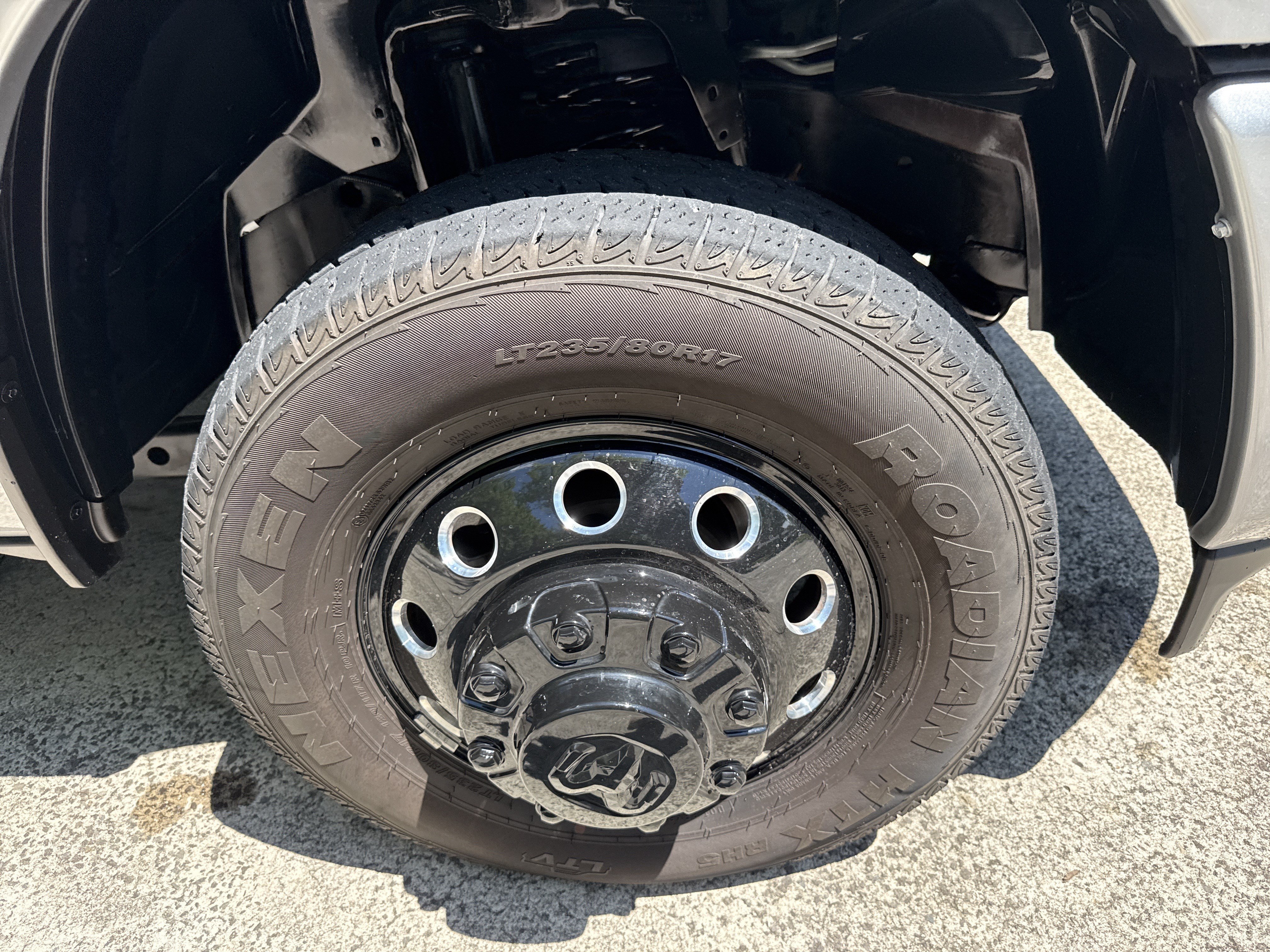 Used 2024 RAM 3500 Laramie w/ Night Edition AWD/4WD image 12