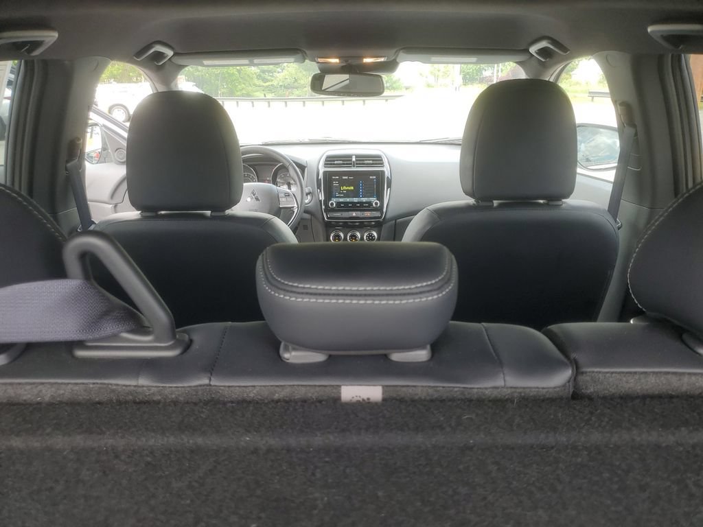 Used 2025 Mitsubishi Outlander Sport SEL AWD/4WD image 35