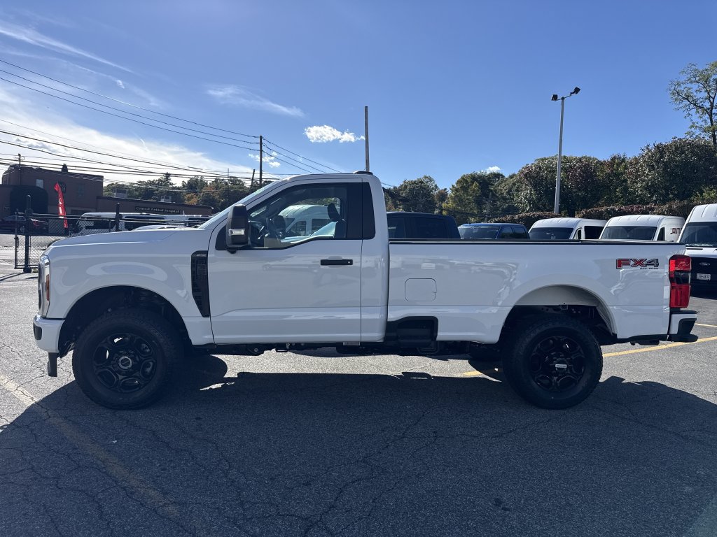 New 2025 Ford F350 XL w/ STX Appearance Package AWD/4WD image 4