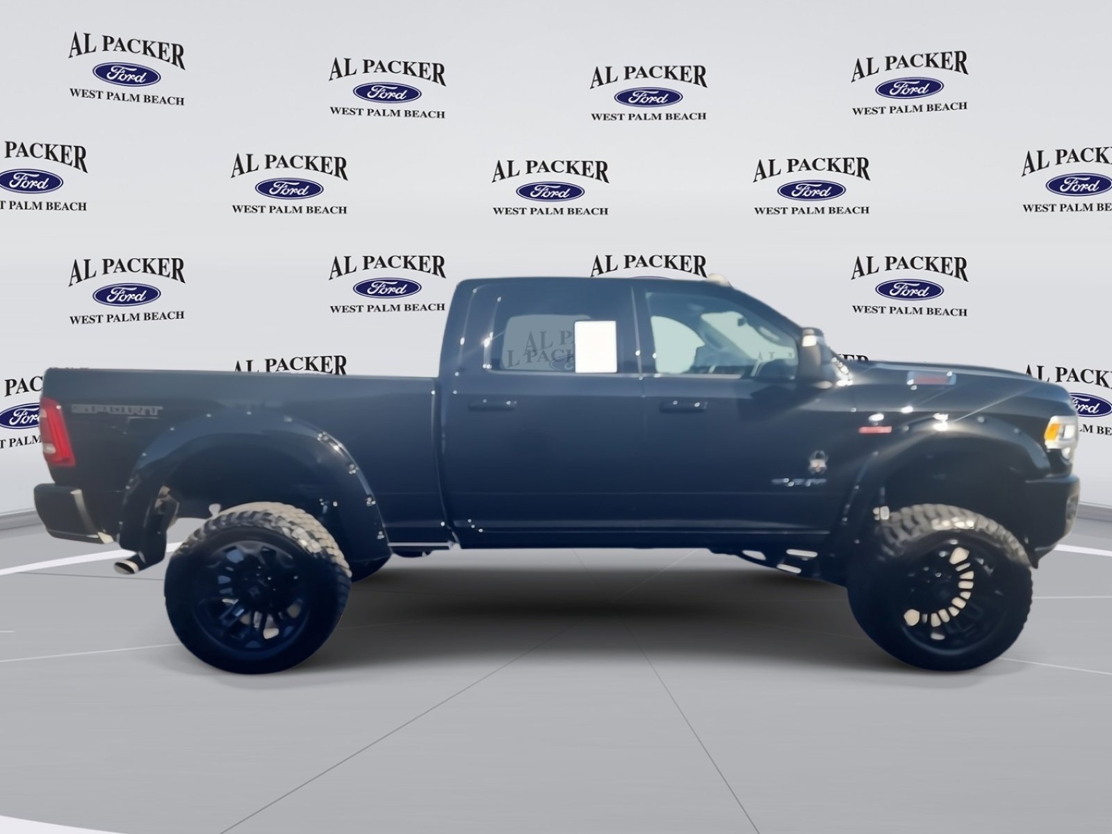 Used 2023 RAM 2500 Big Horn w/ Level B Equipment Group image 6