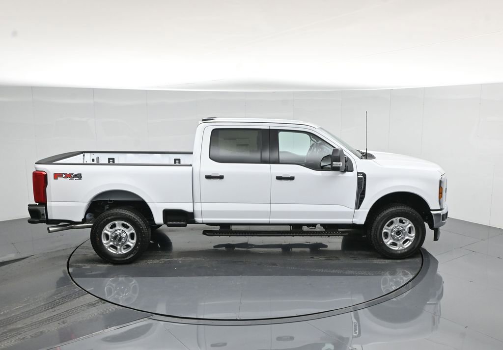 New 2026 Ford F250 XLT w/ FX4 Off-Road Package AWD/4WD image 43