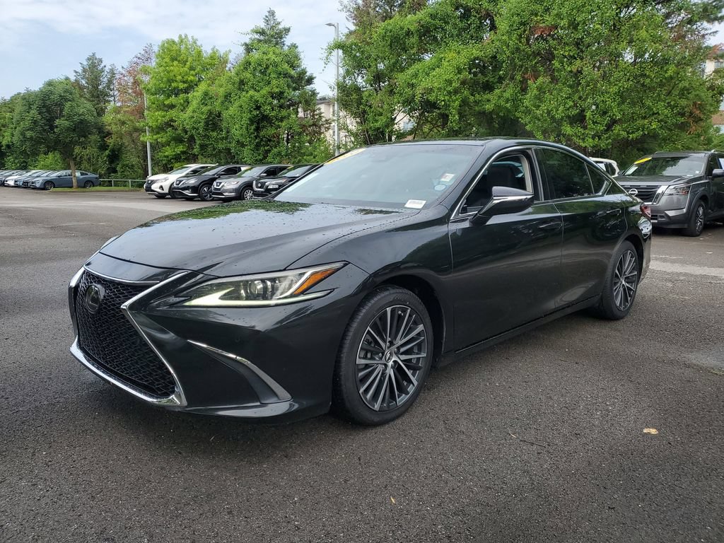 Used 2020 Lexus ES 350 w/ Premium Package FWD image 2