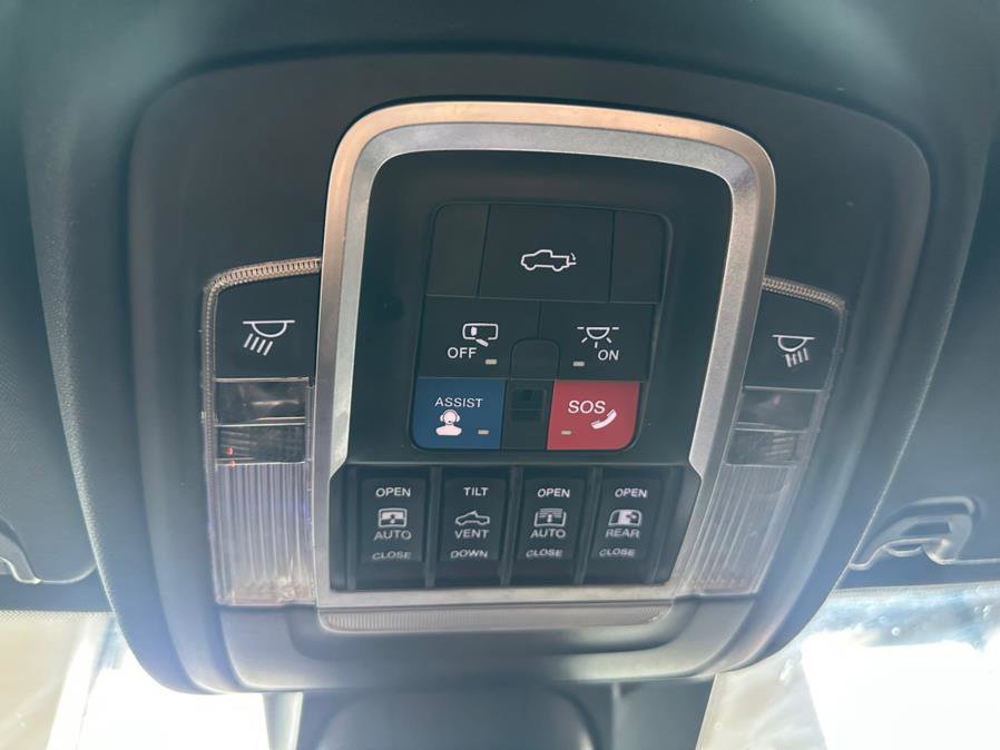 Used 2019 RAM 1500 Limited image 64