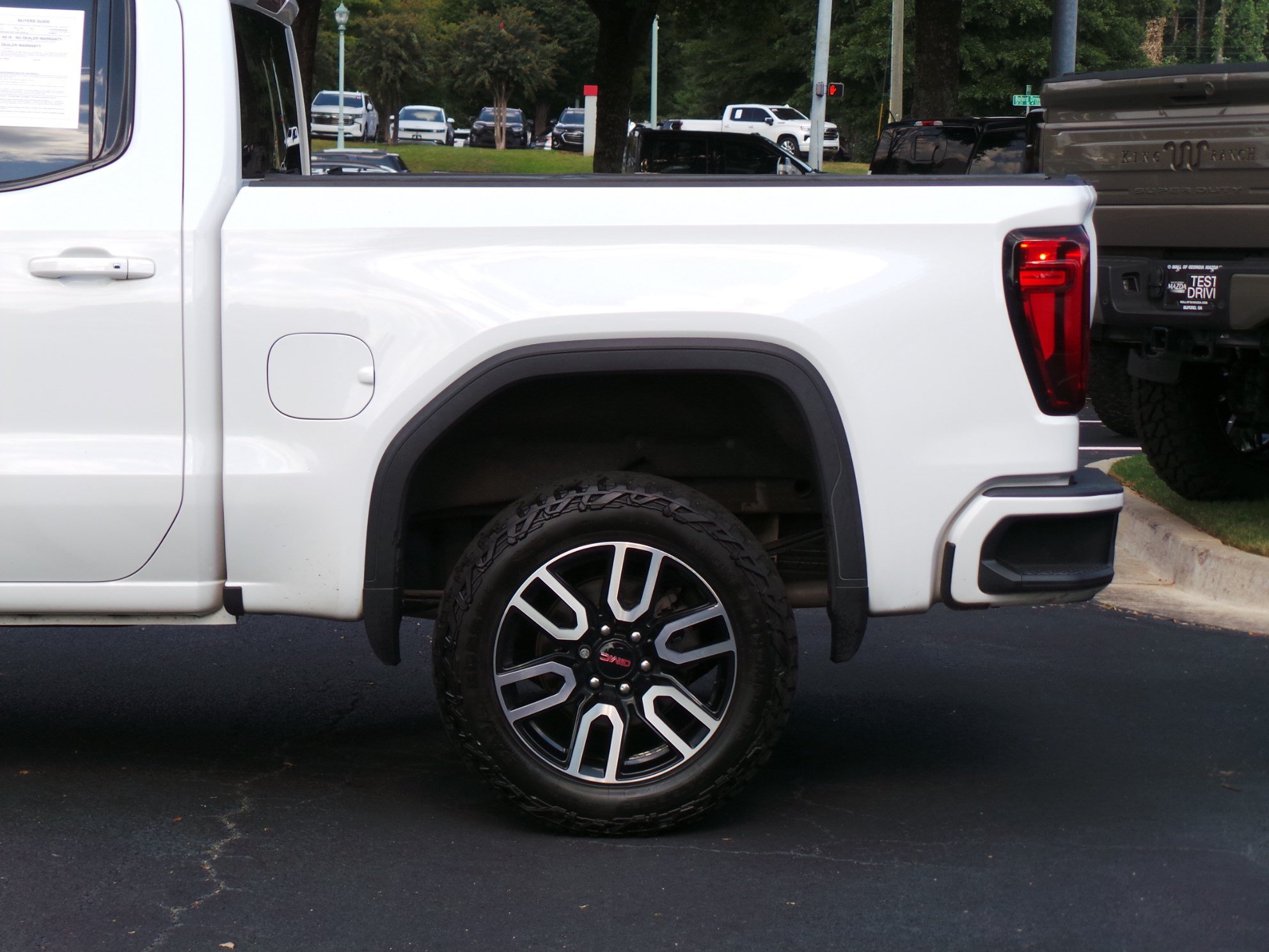 Used 2021 GMC Sierra 1500 AT4 AWD/4WD image 23