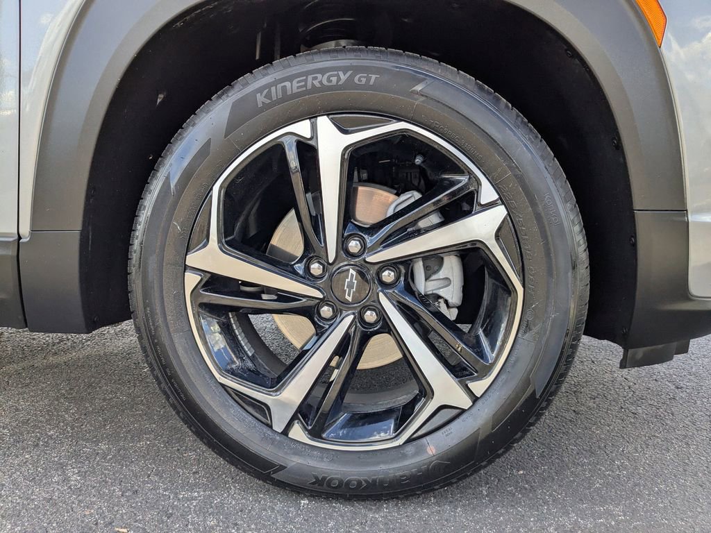 Certified 2023 Chevrolet TrailBlazer RS w/ Convenience Package image 12