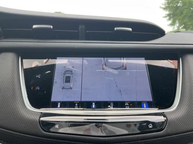 New 2026 Cadillac XT5 Sportv w/ LPO, Floor Liner Package AWD/4WD image 30
