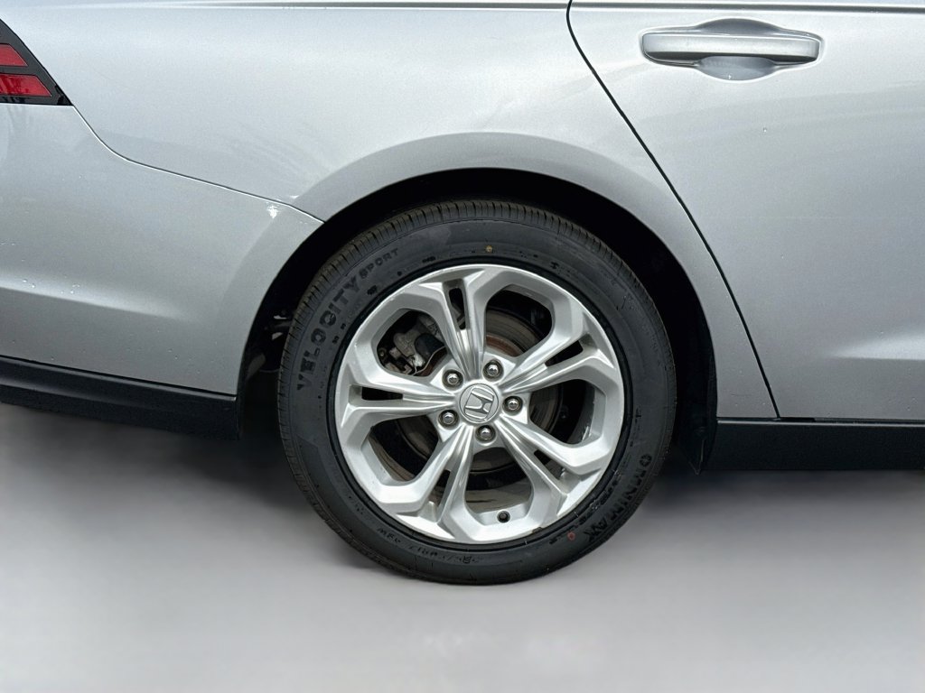 Used 2023 Honda Accord LX image 24