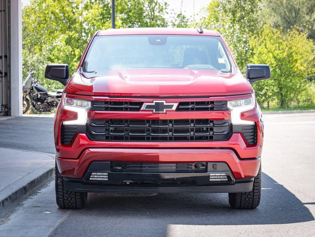 Used 2023 Chevrolet Silverado 1500 RST w/ Z71 Off-Road Package AWD/4WD image 9