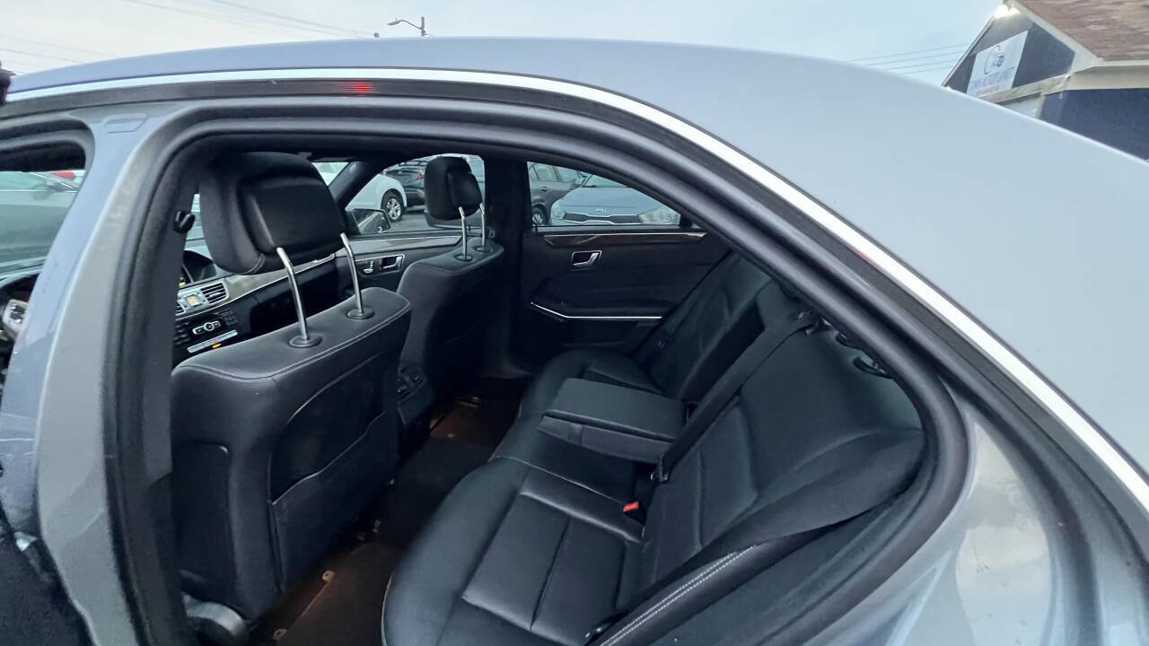 Used 2015 Mercedes-Benz E 350 4MATIC Sedan image 17