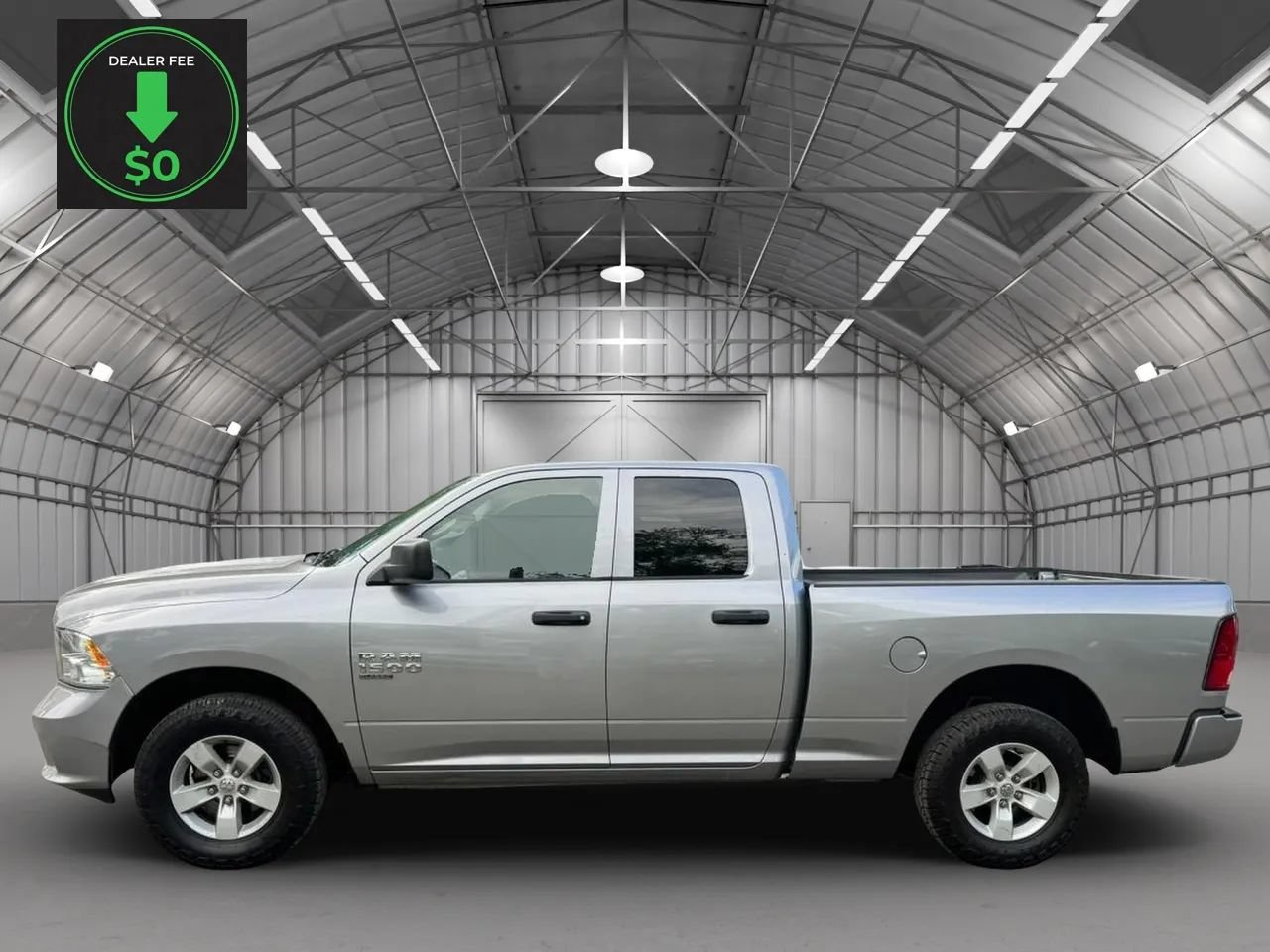 Used 2019 RAM 1500 Express AWD/4WD image 2