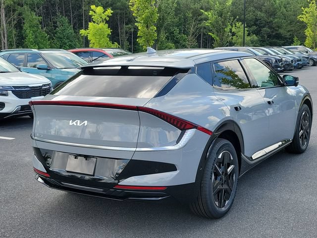 New 2026 Kia EV6 Wind RWD image 4