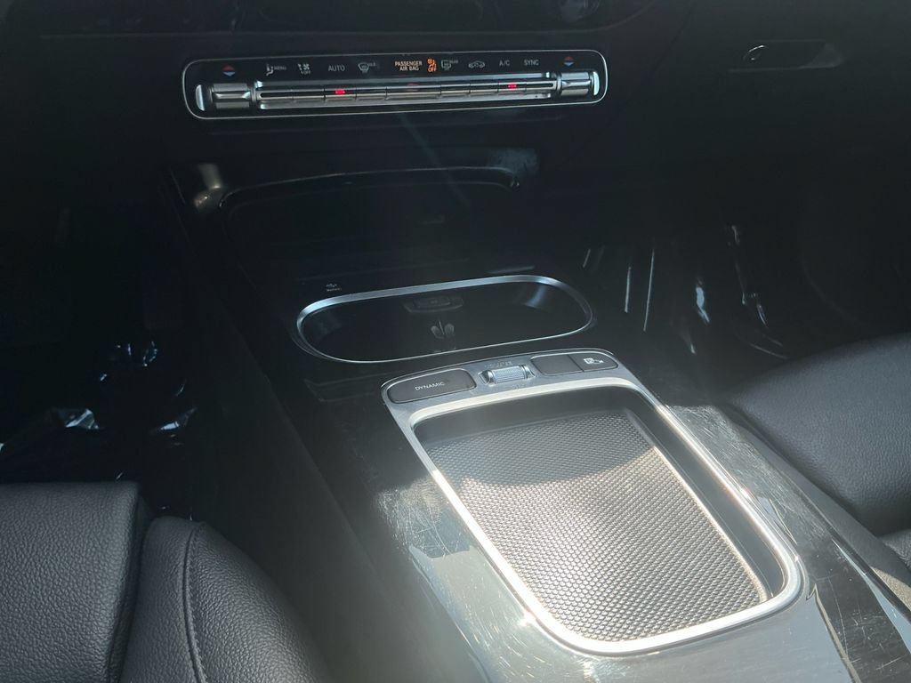 Used 2025 Mercedes-Benz CLA 250 image 12