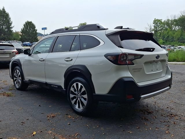Certified 2023 Subaru Outback Touring AWD/4WD image 6