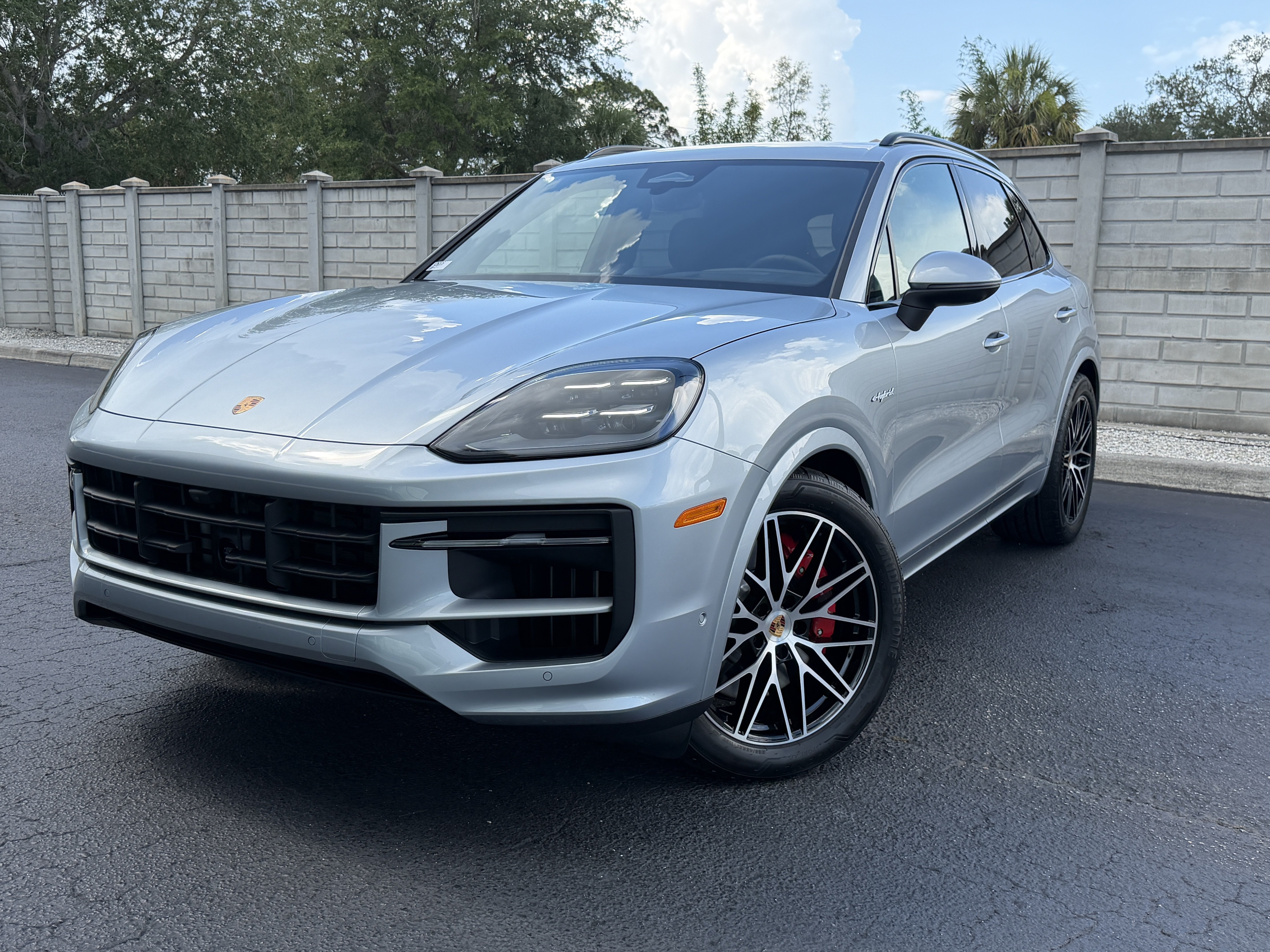 New 2026 Porsche Cayenne S AWD/4WD image 1