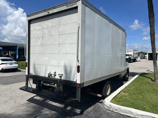 Used 2025 Ford E-350 and Econoline 350 Super Duty w/ Power Equipment Group RWD image 5