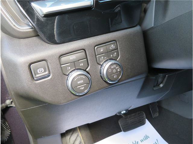 Used 2026 GMC Sierra 1500 SLT AWD/4WD image 10