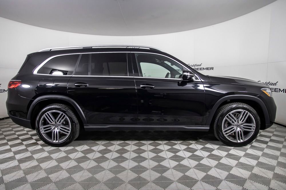 Used 2025 Mercedes-Benz GLS 450 4MATIC image 23