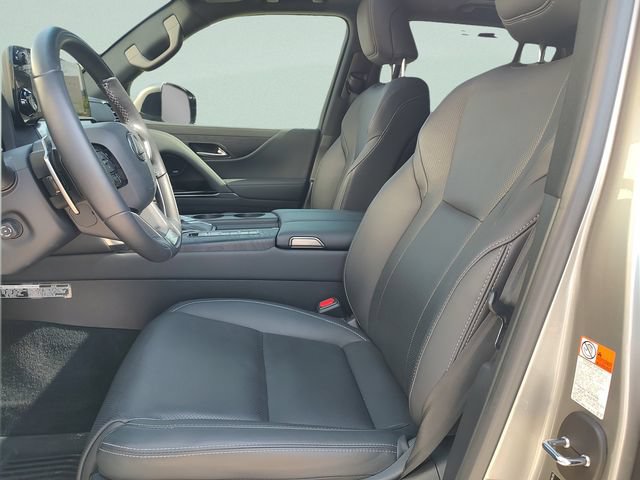 Used 2024 Lexus LX 600 4WD w/ Luxury Package image 27