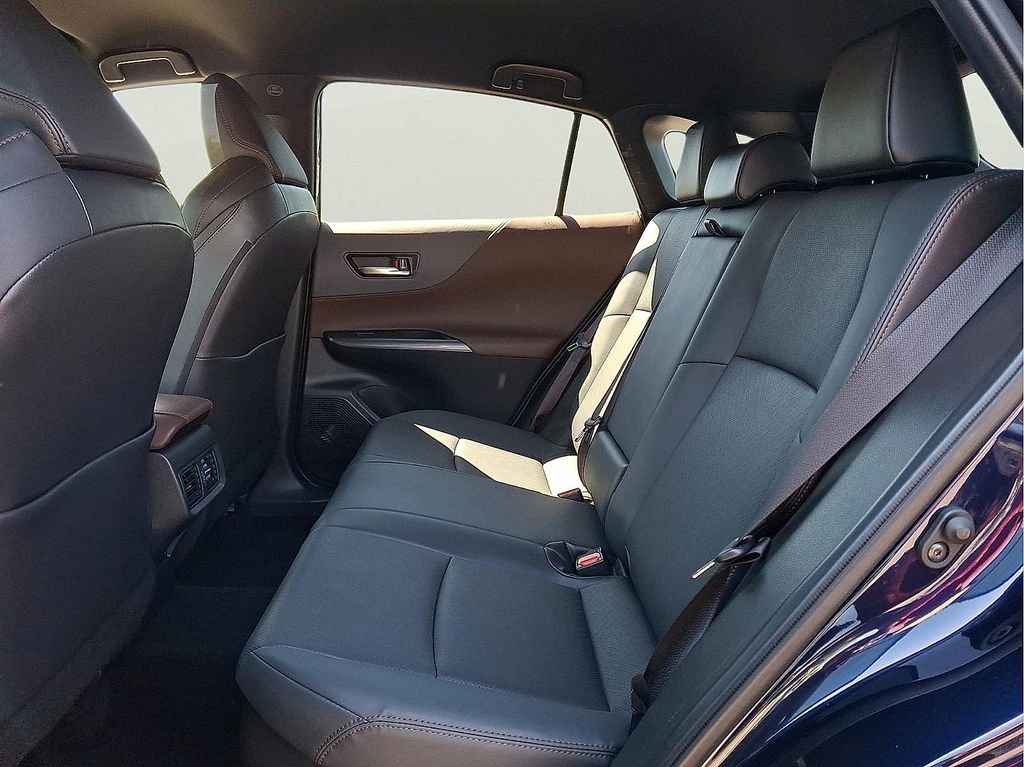 Used 2021 Toyota Venza Limited AWD/4WD image 8