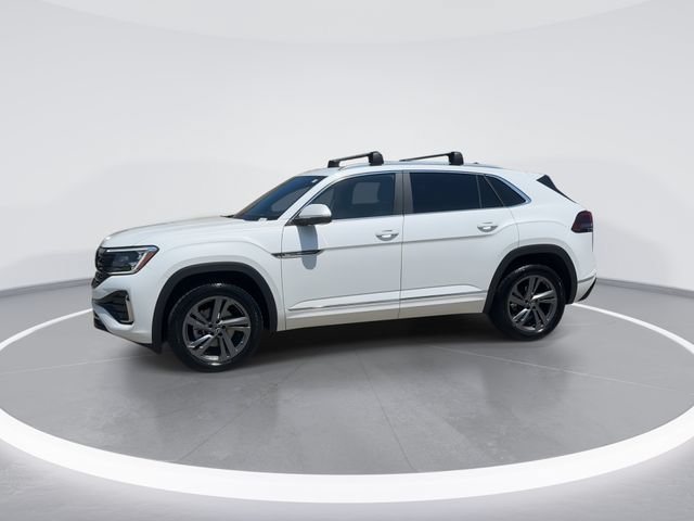 Used 2024 Volkswagen Atlas Cross Sport SEL R-Line AWD/4WD image 3