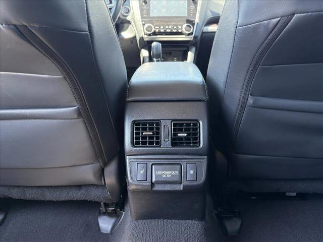 Used 2018 Subaru Outback 3.6R Limited AWD/4WD image 18