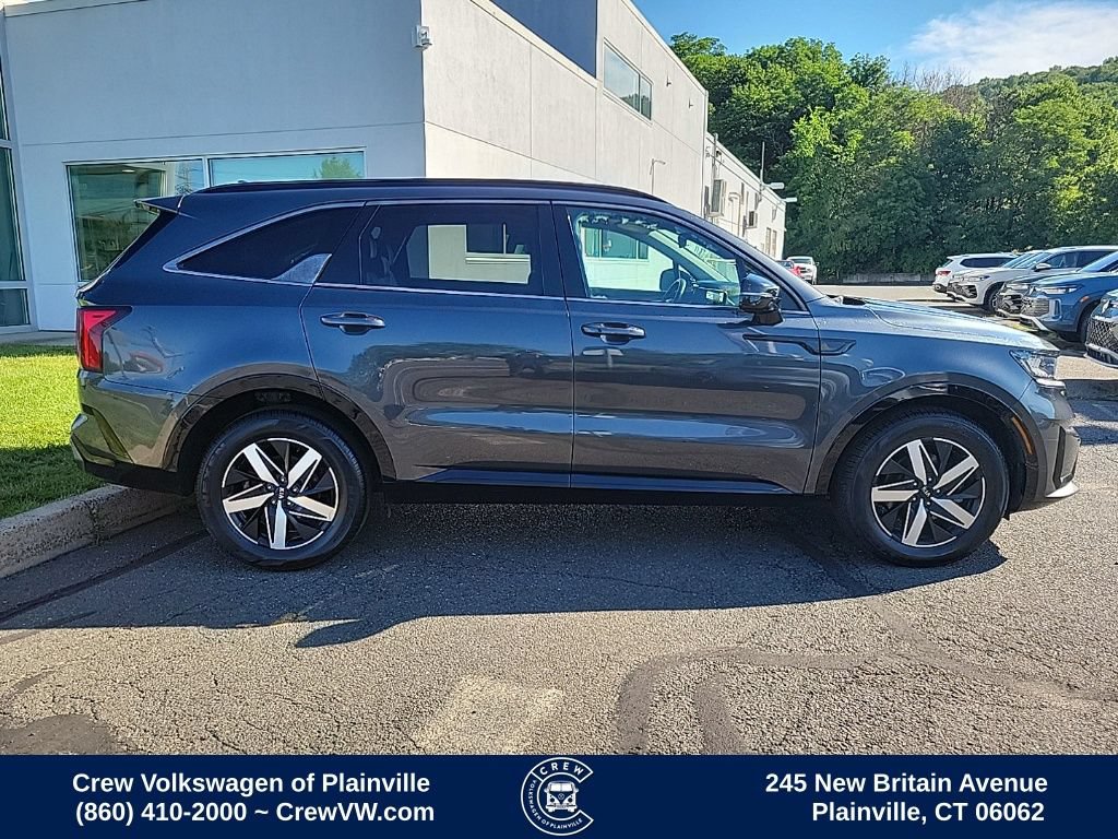 Used 2021 Kia Sorento S FWD image 33