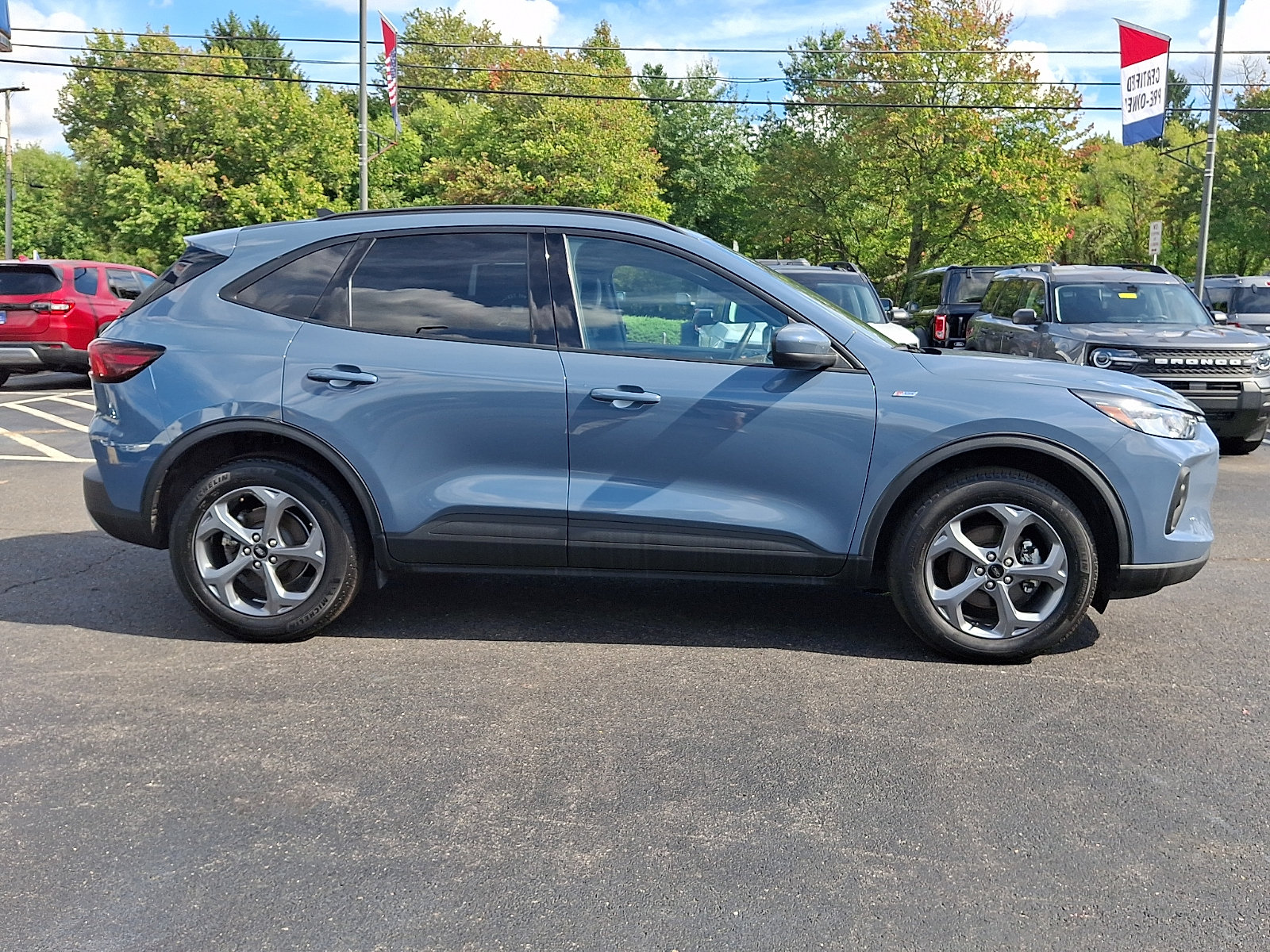 Used 2025 Ford Escape ST-Line Select AWD/4WD image 8