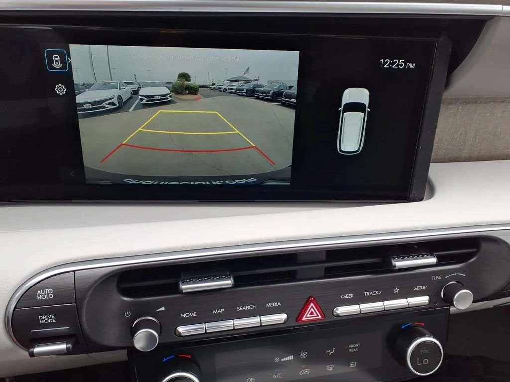 New 2026 Hyundai Palisade SE FWD image 11