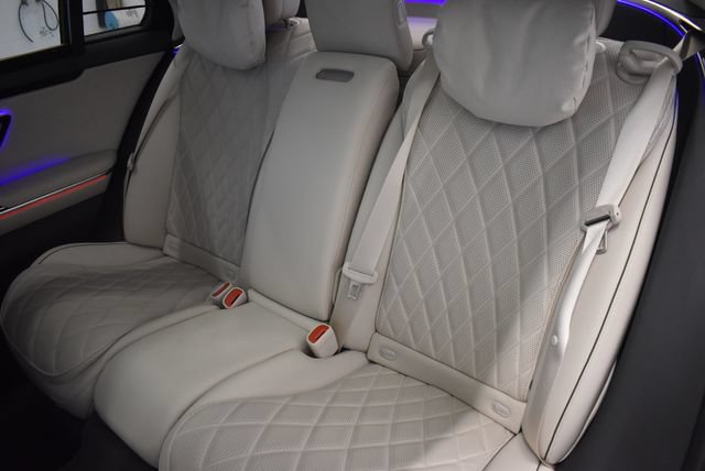 Used 2025 Mercedes-Benz S 580e 4MATIC Sedan image 7