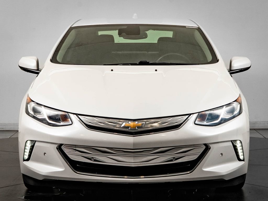 Used 2017 Chevrolet Volt Premier w/ Driver Confidence II Package FWD image 2