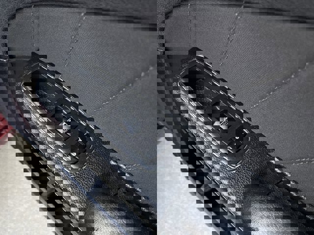 Used 2019 Dodge Charger SXT w/ Blacktop Package image 18