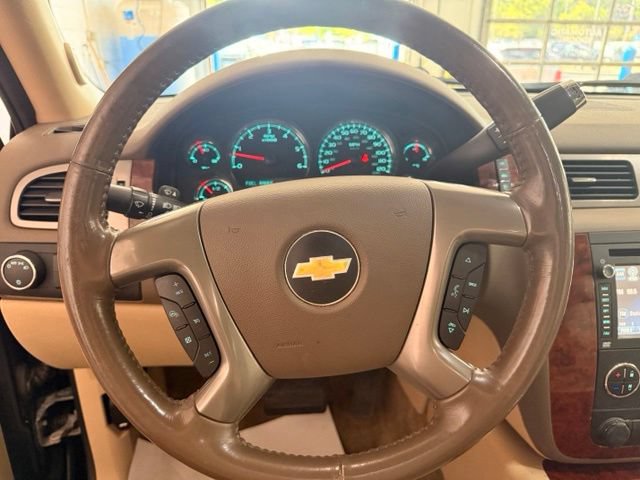 Used 2013 Chevrolet Avalanche LTZ AWD/4WD image 12