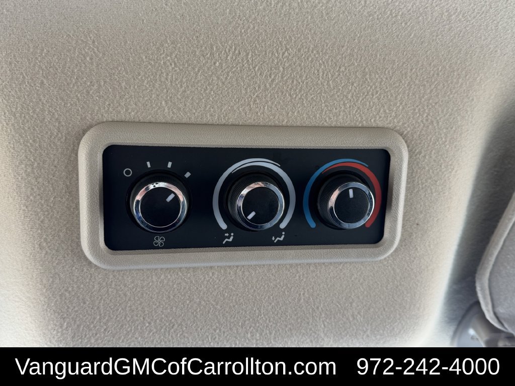 Used 2025 Chevrolet Express 3500 LT w/ LT Preferred Equipment Group RWD image 26