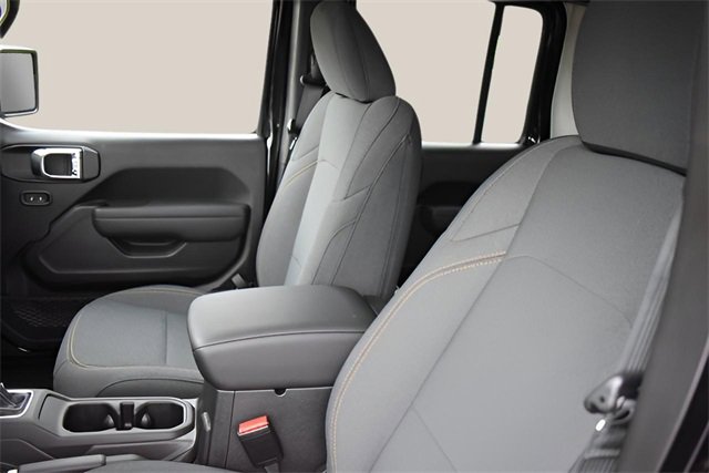 New 2025 Jeep Gladiator Sport image 11