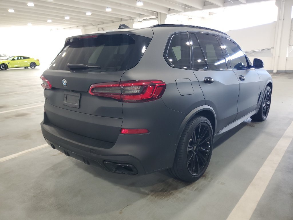 Used 2019 BMW X5 xDrive40i w/ M Sport Package AWD/4WD image 3