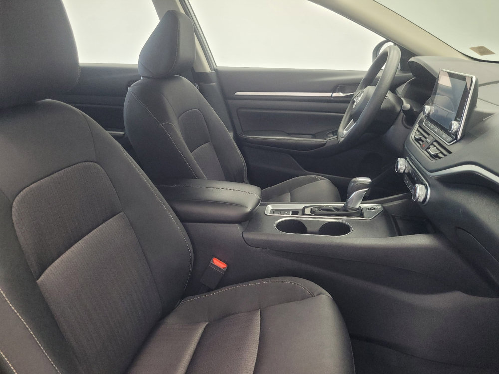 Used 2022 Nissan Altima 2.5 SV image 21